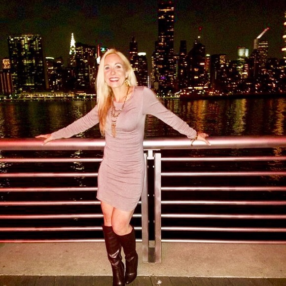 Meet your Posher, Sally - Picture 3 of 9